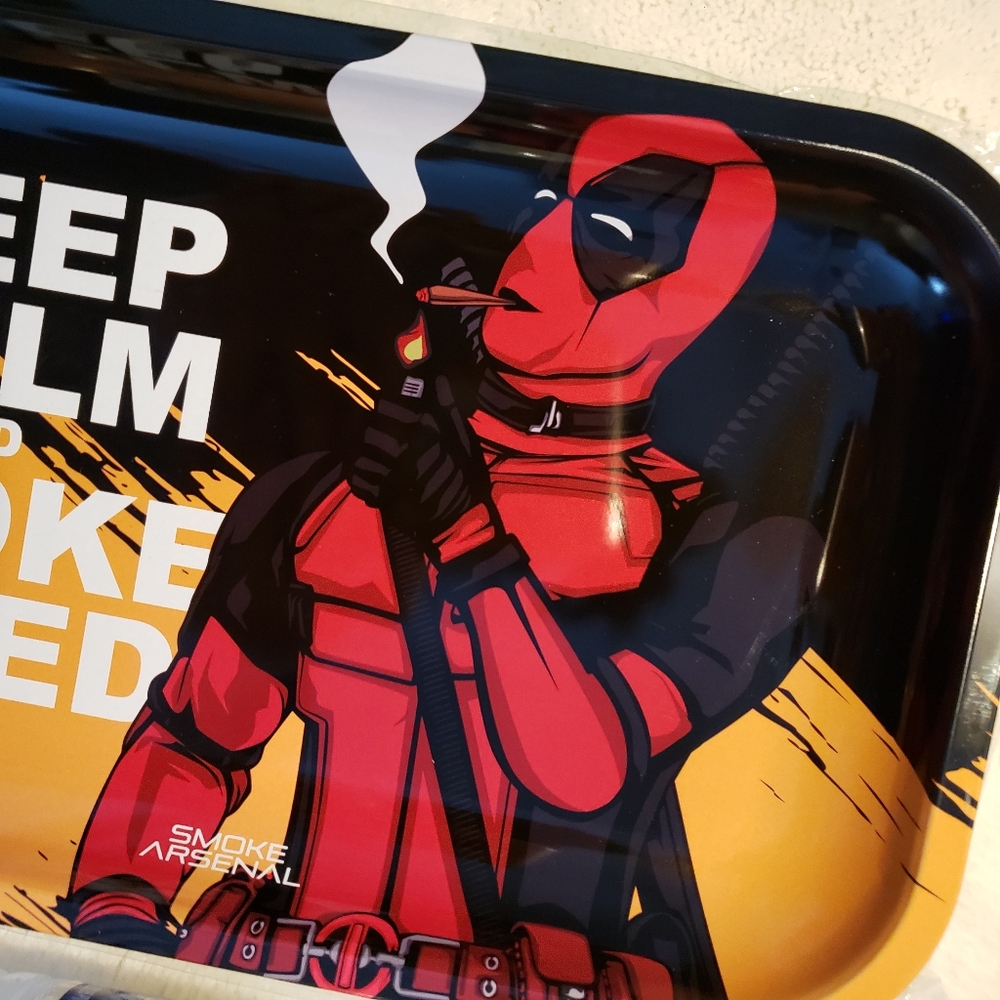 Medium Decorative Tray - Deadpool